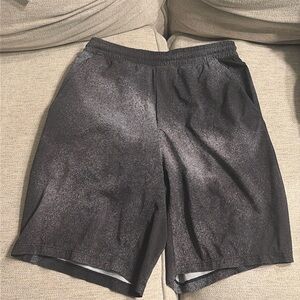 Lululemon shorts size small